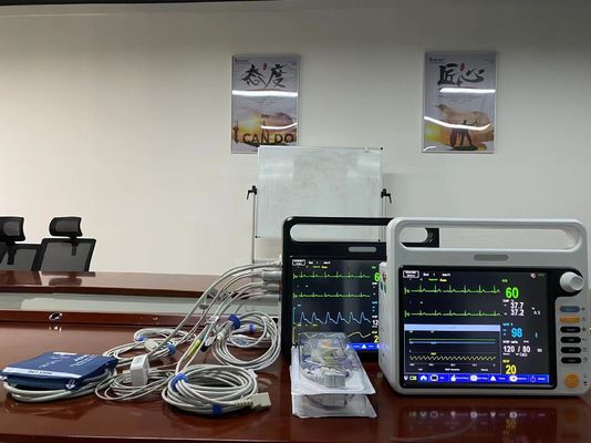 Portable Digital Cardiac Patient Monitor Device 2 Temp PR HR For ICU Ambulance