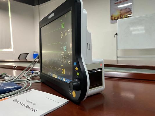 15&quot; Multi Parameter Patient Monitor , Ambulance Heart Monitor With 2 Temp PR HR