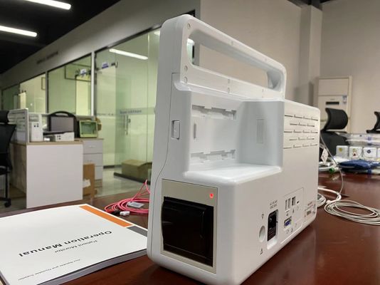 Portable 12.1 Inch ICU Multipara Monitor For Infant Neonate Patient