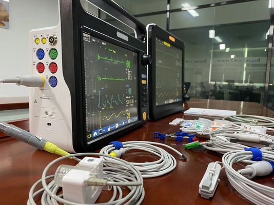 Portable Veterinary Surgical Monitors , 12.1 Inch Veterinary Vital Signs Monitor