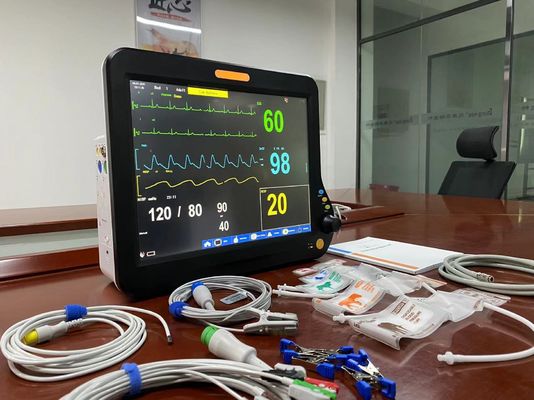 Multifunctional Veterinary Vital Signs Monitor , Multi Parameter Monitor 15 Inch
