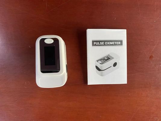 Medical PR SPO2 OLED Fingertip Pulse Oximeter For Hospital Ambulance, blood oxygen monitor