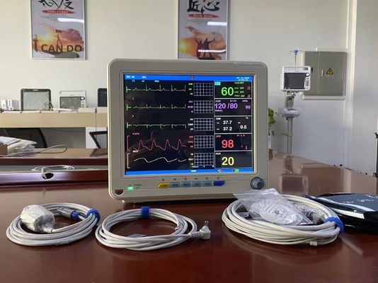 Portable Multi Parameter Patient Monitor With ECG SPO2 NIBP And Temp Measurement