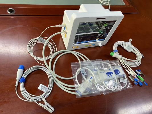Portable Veterinary Vital Signs Monitor With EtCO2 ECG SPO2 NIBP And Temp Measurement