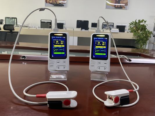 LCD Display Handheld Veterinary Pulse Oximeter For Monitoring Pets / Animals
